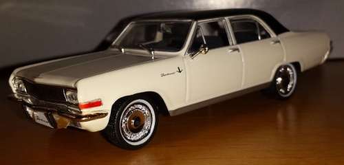 Opel Diplomat A V8 Limousine 1964 white 1/43 IXO NEW+showcased  #4520 instant wheels