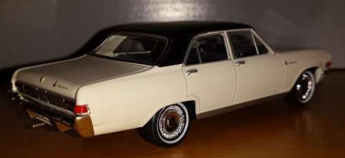 Opel Diplomat A V8 Limousine 1964 white 1/43 IXO NEW+showcased  #4520 instant wheels