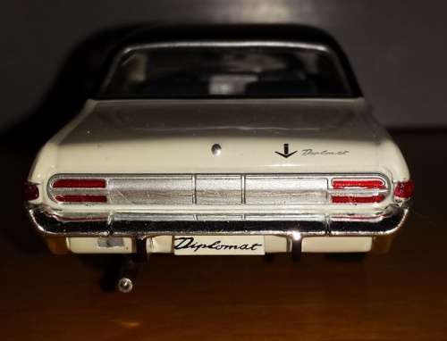 Opel Diplomat A V8 Limousine 1964 white 1/43 IXO NEW+showcased  #4520 instant wheels