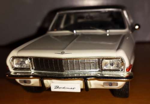 Opel Diplomat A V8 Limousine 1964 white 1/43 IXO NEW+showcased  #4520 instant wheels
