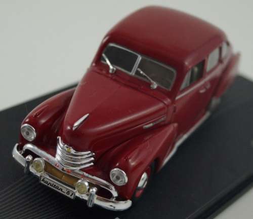 Opel Kapitaen `51 1951/53 red 1/43 IXO NEW+boxed  #4503 instant wheels