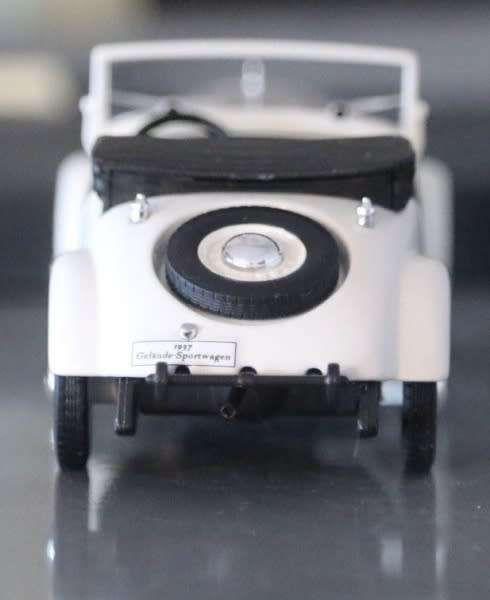 Opel Gelaendesportwagen 1934/38 white 1/43 IXO NEW+boxed  #4502 instant wheels