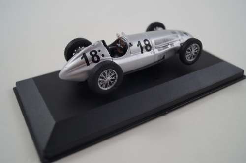 Mercedes-Benz W154 SILVER ARROW #18 1939 1/43 Vitesse NEW+boxed  #4496 instant wheels