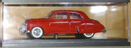 Chevrolet sedan 1950 red 1/43 Solido NEW+showcased  #4531 instant wheels