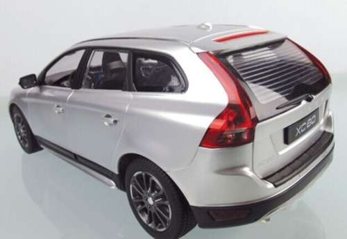 Volvo XC60 2016 silver 1/24 Rastar NEW+boxed  #2177 instant wheels