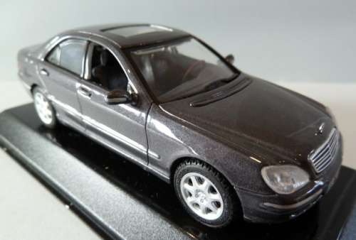 Mercedes-Benz S-class dark-grey-met 1/43 Maisto NEW+showcased  #5017 instant wheels