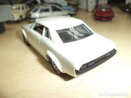 Toyota Celia RA23 1977 white 1/43 Solido NEW+boxed  #5020 instant wheels