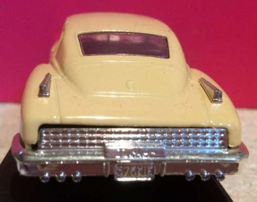 Tucker (*48*) Torpedo 1948 beige 1/43 Solido NEW+boxed  #5000 instant wheels