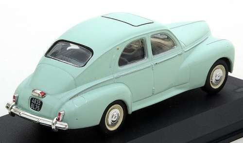 Peugeot 203 1953 lt.green 1/43 IXO NEW+boxed  #5001 instant wheels