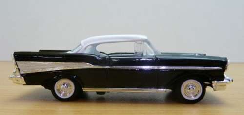 Chevrolet BelAir 1957 black+white 1/43 RoadSignature NEW+boxed  #5050 instant wheels