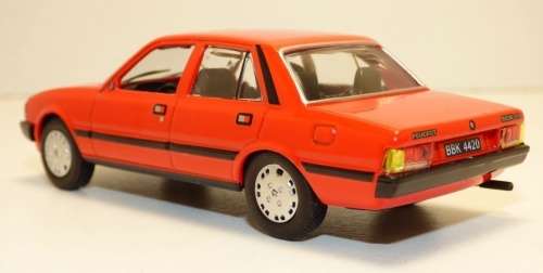 Peugeot 505 1984 red 1/43 IXO NEWinBlister #4585 instant wheels