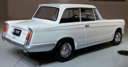 Triumph Herald 1965 white 1/43 IXO NEWinBlister  #4635 instant wheels