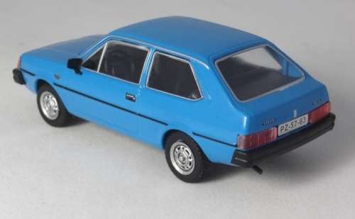 Volvo 343 1987 blue 1/43 IXO NEWinBlister #4675 instant wheels