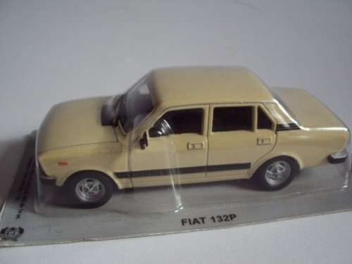 Fiat 132 P 1978 cream 1/43 IXO NEWinBlister  #4672 instant wheels