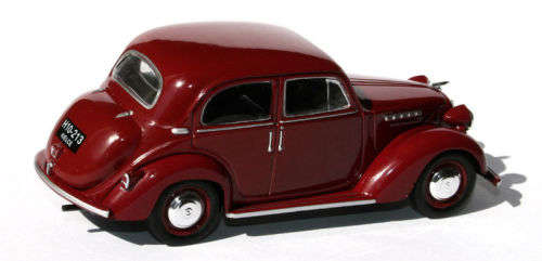 Simca 8 1947 maroon 1/43 IXO NEWinBlister #4678 instant wheels