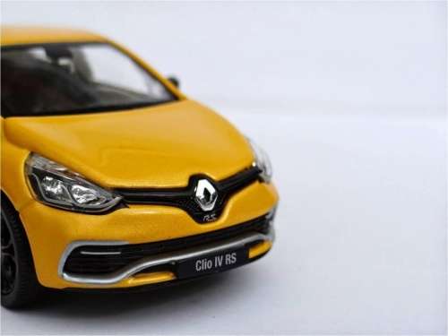 Renault Clio IV RS 2012 yellow-met 1/43 Welly NEW+boxed  #5046 instant wheels