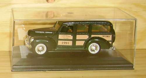 Ford Woody Statnwagon 1940 green 1/43 Ertl NEW+showcased #5069 instant  wheels