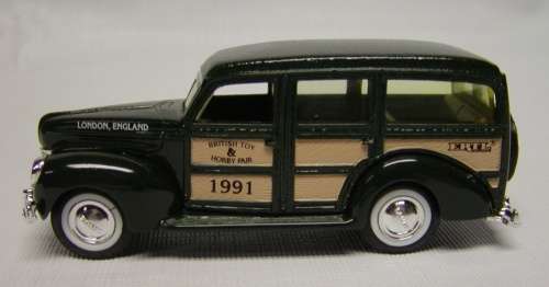 Ford Woody Statnwagon 1940 green 1/43 Ertl NEW+showcased #5069 instant  wheels
