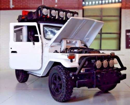Toyota FJ40 Land Cruiser 1971 white 1/24 MotorMax NEW+boxed FREE delivery #2183 instant wheels