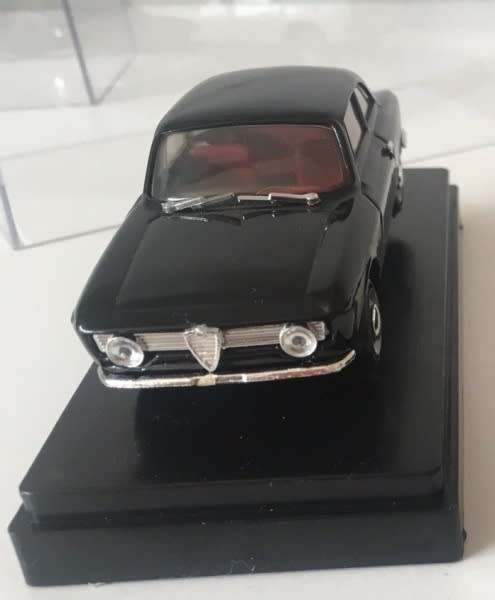 Alfa Romeo Giulia Sprint GT 1963 black 1/43 Progetto NEW+boxed  #5051 instant wheels