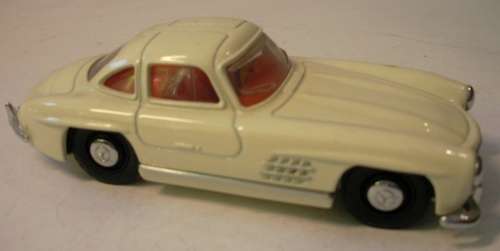 Mercedes-Benz 300SL 1955 white 1/43 Dinky NEW+showcased  #5085 instant wheels