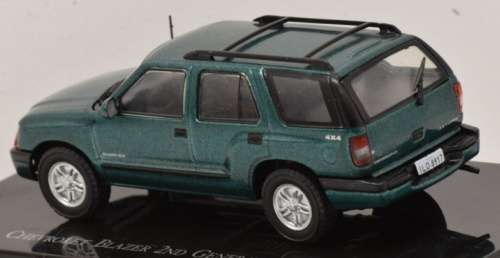 Chevrolet Blazer 2 2002 green-met 1/43 IXO NEW+boxed  #5131 instant wheels