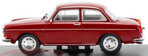 Volkswagen 1600 L notch-back 1970 red 1/43 Whitebox NEW+boxed  #5173 instant wheels