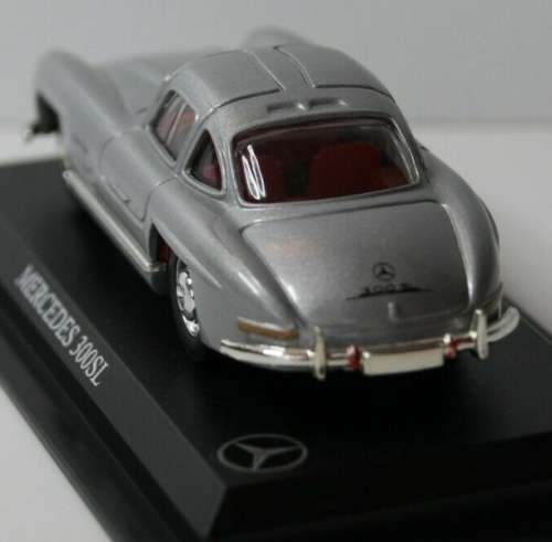 Mercedes-Benz 300 SL 1952 grey-met/silver 1/43 IXO NEWinShowcase  #5194 instant wheels