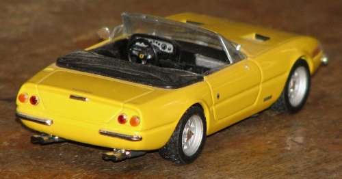 Ferrari 365 GTS 4 1968 Yellow 1/43 HotWheels NEW+showcased  #5200 instant wheels
