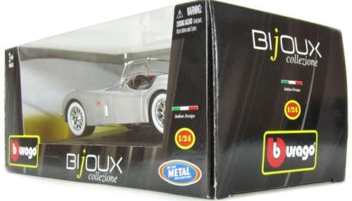 Jaguar XK 120 Roadster 1948 silver 1/24 Bburago NEW+boxed  #2194 instant wheels