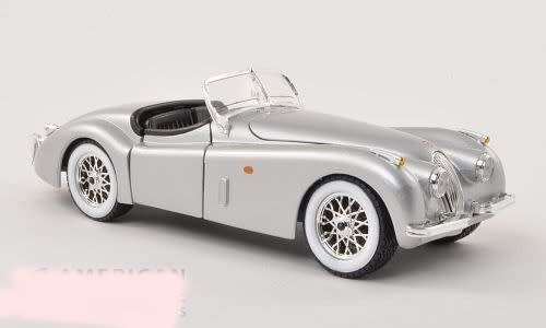 Jaguar XK 120 Roadster 1948 silver 1/24 Bburago NEW+boxed  #2194 instant wheels