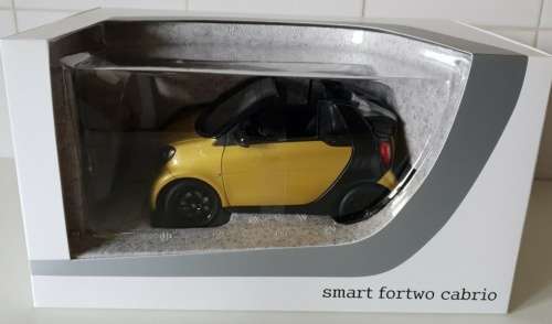 Smart fortwo Cabriolet 2015 black+yellow 1/18 Norev NEW+boxed  #8999 instant wheels