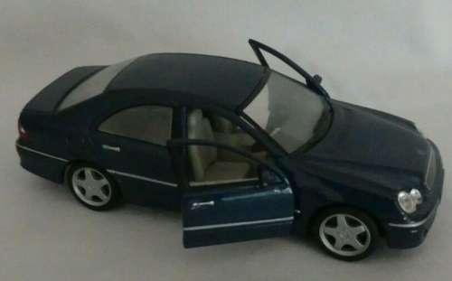 Mercedes-Benz C 320 Avantgarde 2013 dk.blue-met 1/43 Schuco NEW+showcased  #5205 instant wheels