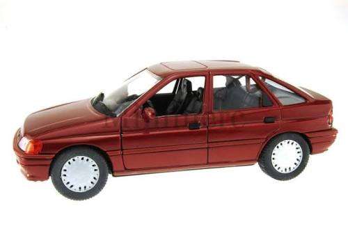 Ford Escort Mk.V 1980 red-metallic 1/24 Schabak NEW+boxed  #2203 instant wheels