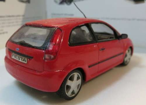 Ford Fiesta Mk V 2005 red 1/43 Minichamps NEW+boxed  #5226 instant wheels