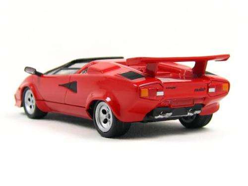 Lamborghini Countach 1985 red 1/43 IXO/DelPrado NEWinBlister  #5242 instant wheels