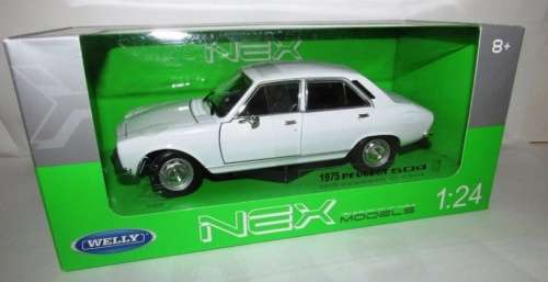 Peugeot 504 1975 white 1/24 Welly NEW+boxed  #2206 instant wheels