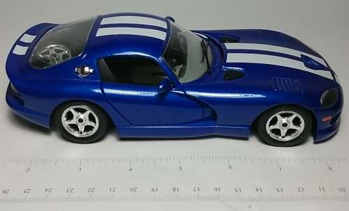 Dodge Viper GTS 1996 1/24 Bburago/Italia NEW+boxed FREE Delivery extremely rare #2212 instant wheels