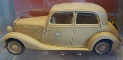 Mercedes-Benz V170 sedan 1939 Afrika Korps khaki 1/43 Vitesse NEW+boxed  #5282 instant wheels