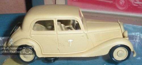 Mercedes-Benz V170 sedan 1939 Afrika Korps khaki 1/43 Vitesse NEW+boxed  #5282 instant wheels