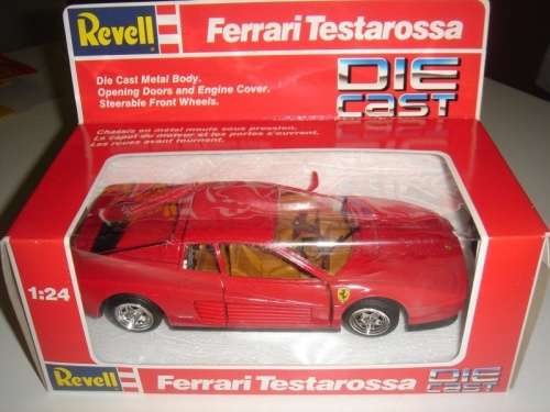 Ferrari Testarossa 1987 red Revell 1:24 NEW+boxed  #2222 instant wheels