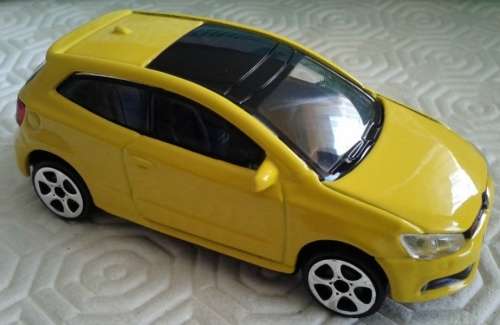 Volkswagen Polo V GTI 6R 2014 yellow Bburago/IT 1:43 NEW+boxed   #5307 instant wheels