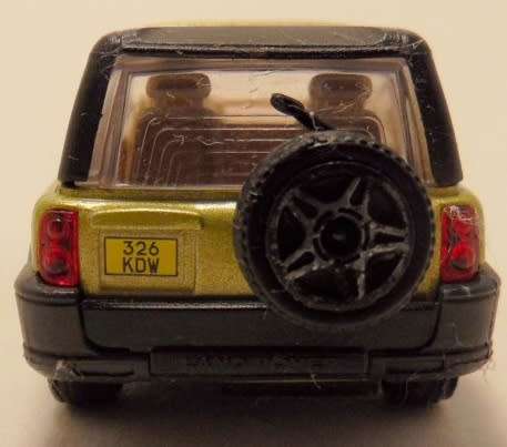 Land Rover F reelander 2009 beige-met 1:43 Bburago/IT NEW+boxed #5309 instant wheels