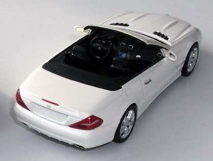 Mercedes-Benz SL 500 (R231) 2012 white-met 1:43 IXO NEW+boxed   #5325 instant wheels