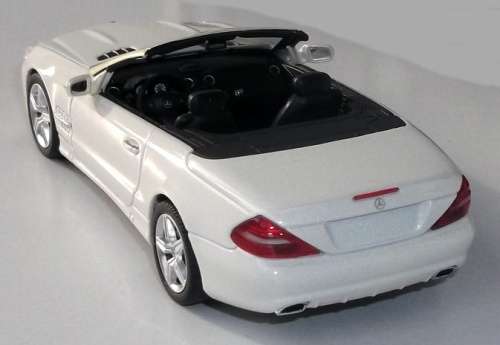 Mercedes-Benz SL 500 (R231) 2012 white-met 1:43 IXO NEW+boxed   #5325 instant wheels