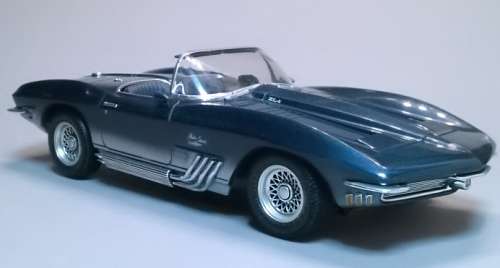Chevrolet Corvette Mako Shark 1963 blue+silvr 1/24 Ertl NEW+boxed  #2227 instant wheels