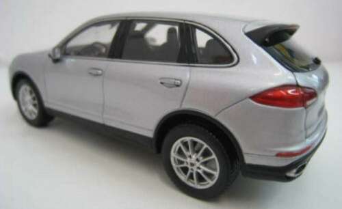 Porsche Cayenne 2014 silver 1/43 Minichamps NEW+boxed  #5327 instant wheels