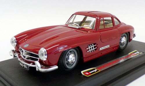 Mercedes-Benz 300 SL Gullwing 1954 red 1/24 Bburago NEW+boxed  #2230 instant wheels