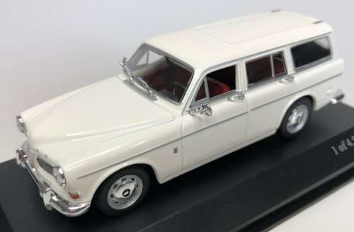 Volvo 121 Break 1999 white 1/43 Minichamps NEW+boxed  #4147 instant wheels
