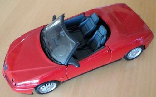 Alfa Romeo Spider 1995 red 1/18 Maisto/Tchibo NEW+boxed  #8061 instant wheels